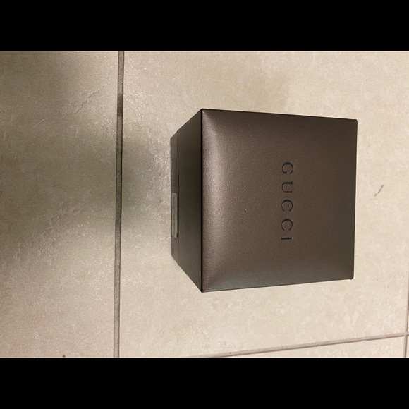 Gucci watch - Picture 2 of 6